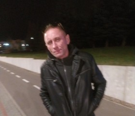 Raman, 50, Tilburg