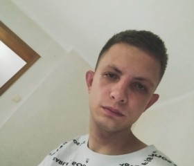Valentin, 23, Taganrog