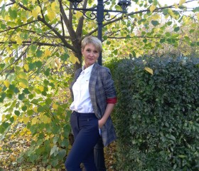 Ирина, 55 лет, Луганськ