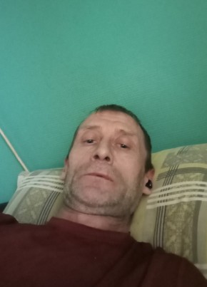 Павел из Котельниково 46 лет