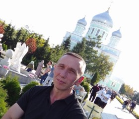 Roman, 41, Kadom