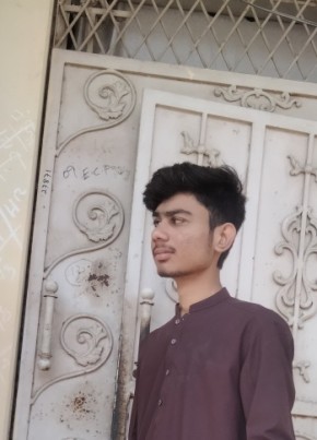 Ahmed Sultan, 18, پاکستان, سڪرنڊ
