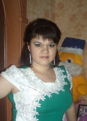 Лилия, 28, Россия, Саратов