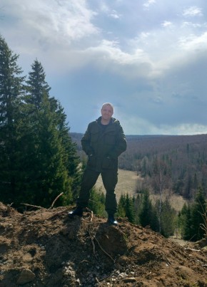 Илья из Новошахтинска 50 лет