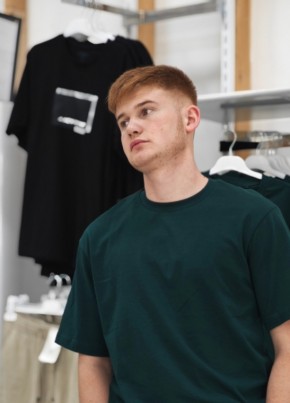 Кирилл из Türkmenabat 22 года