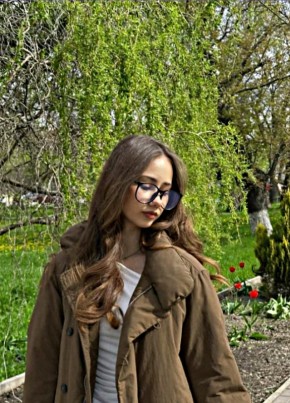 Анна из Уссурийска 33 года