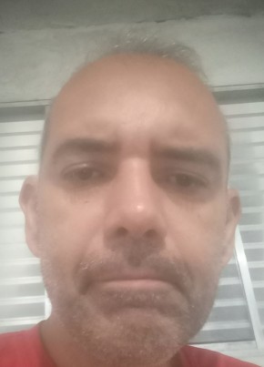 Luiz из São Vicente 45 лет