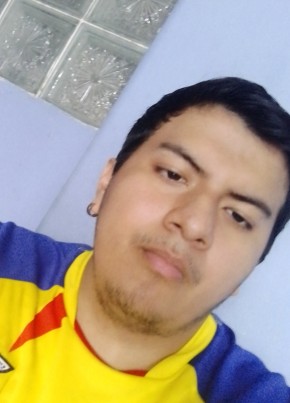 Steven López, 22, República del Ecuador, Guayaquil