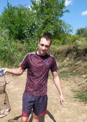 Санек, 36, Россия, Богучар