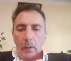Farda, 56, Quba