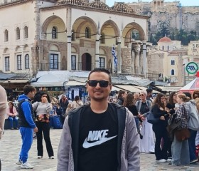 احمد, 31, Athens