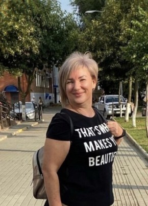 марина, 61, Россия, Новокубанск