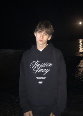 Сёма из Краснодара 18 лет