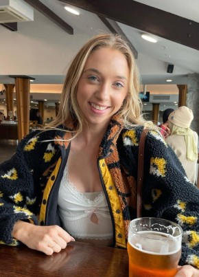 Charlottewrigh из Philadelphia 18 лет
