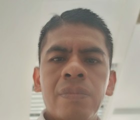 Gerardo xol, 51, Guatemala City