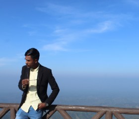 Sojol Khan, 19, Tungi
