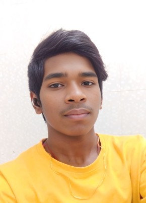 Yubi kumar, 19, India, Parlākimidi