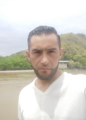 Javi из Santafe de Bogotá 38 лет