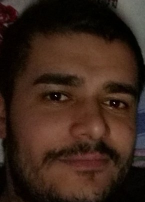 Hector, 38, Romania, Sectorul 4