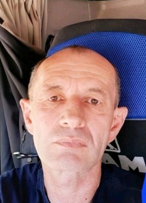 Олег, 48, Россия, Дальнегорск