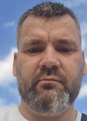 Юрий из Нижневартовска 43 года