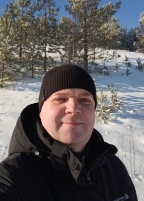 Aleksandr, 38, Russia, Satka