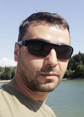 Никита из Челябинска 41 год