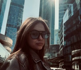 Alina, 22, Tokyo