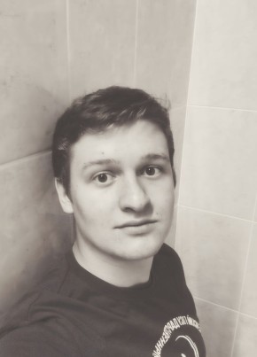 Влад Копач из Горад Гродны 20 лет