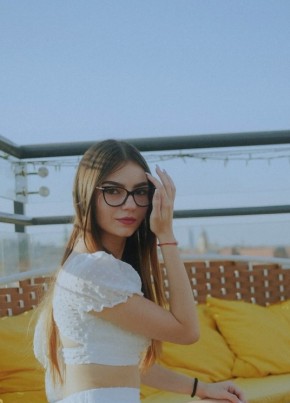 Karina, 26, Russia, Moscow