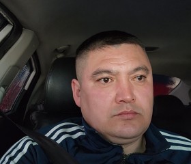 DENIS KHUGAEV, 42, Seoul