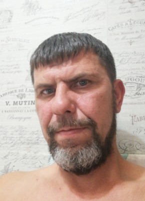 Дмитрий из Москвы 44 года