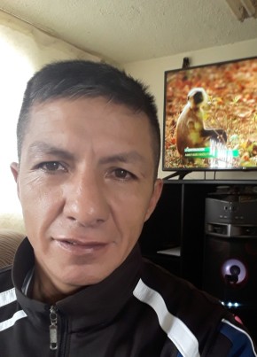 KLEVER LLERENA, 48, República del Ecuador, Ambato