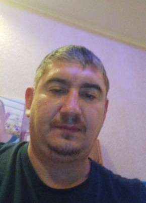 Александр, 38, Россия, Серов