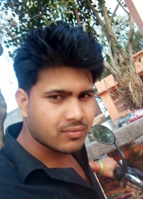 Gautam, 26, India, Agra