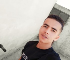 Abdelkader, 19, Boukadir