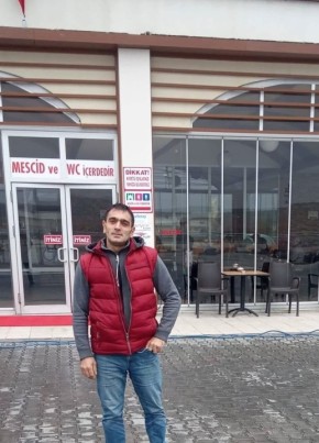Natiq, 22, Türkiye Cumhuriyeti, Turgutlu