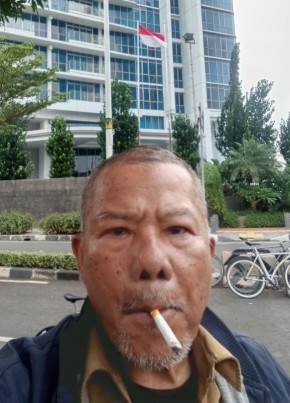 Darus, 60, Indonesia, Kota Tangerang