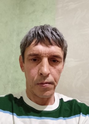 Иван из Варениковскаи 48 лет
