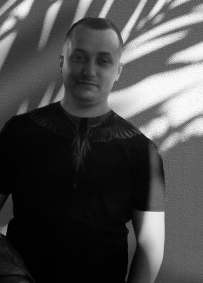 Eugen, 25, Albania, Tirana
