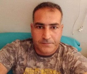 Naser, 45, Arhus
