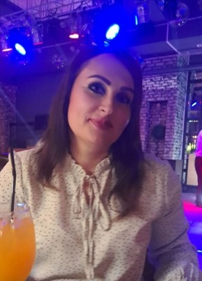 Елена из Воронежа 42 года