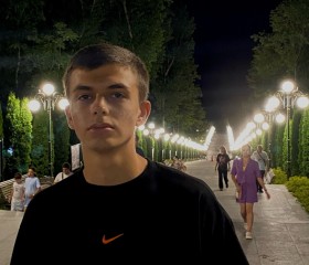 Максим, 21 год, Горячеводский