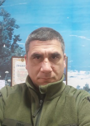 Роман, 48, Україна, Лисичанськ