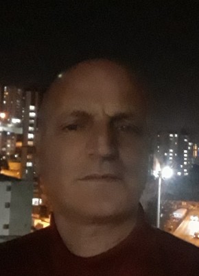 Çetin, 55, Türkiye Cumhuriyeti, İstanbul