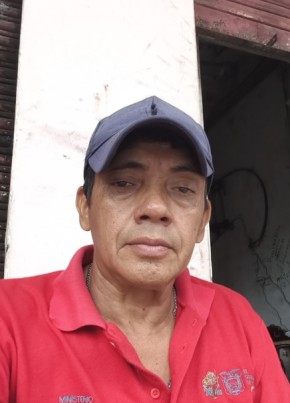 Luis из Esmeraldas 53 года