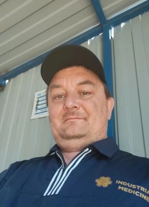 Амир из Сургута 53 года