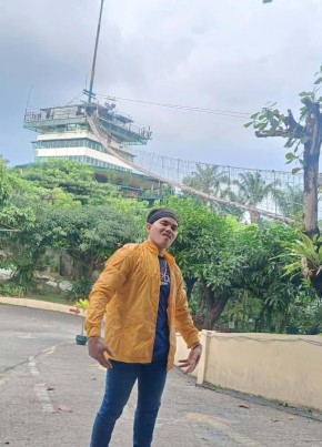 Glenn из Makati City 29 лет