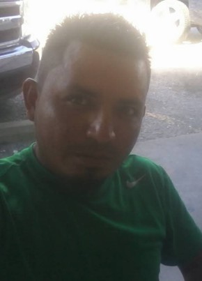 Gerardo из Houston 19 лет