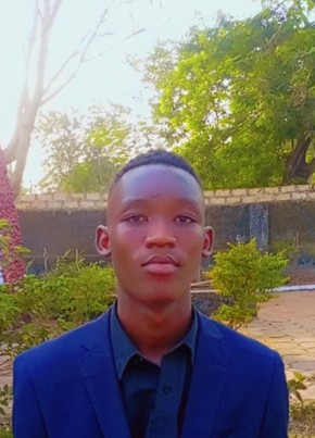 Maestro, 24, République de Guinée, Conakry